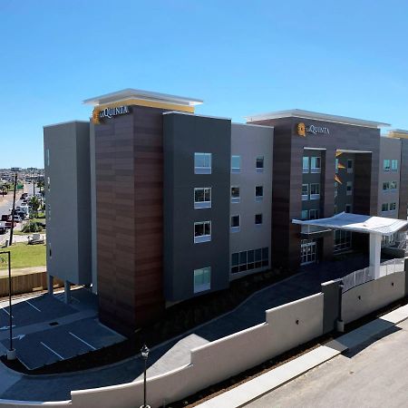 La Quinta Inn & Suites By Wyndham Galveston North At I-45 Esterno foto