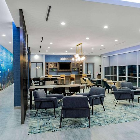 La Quinta Inn & Suites By Wyndham Galveston North At I-45 Esterno foto
