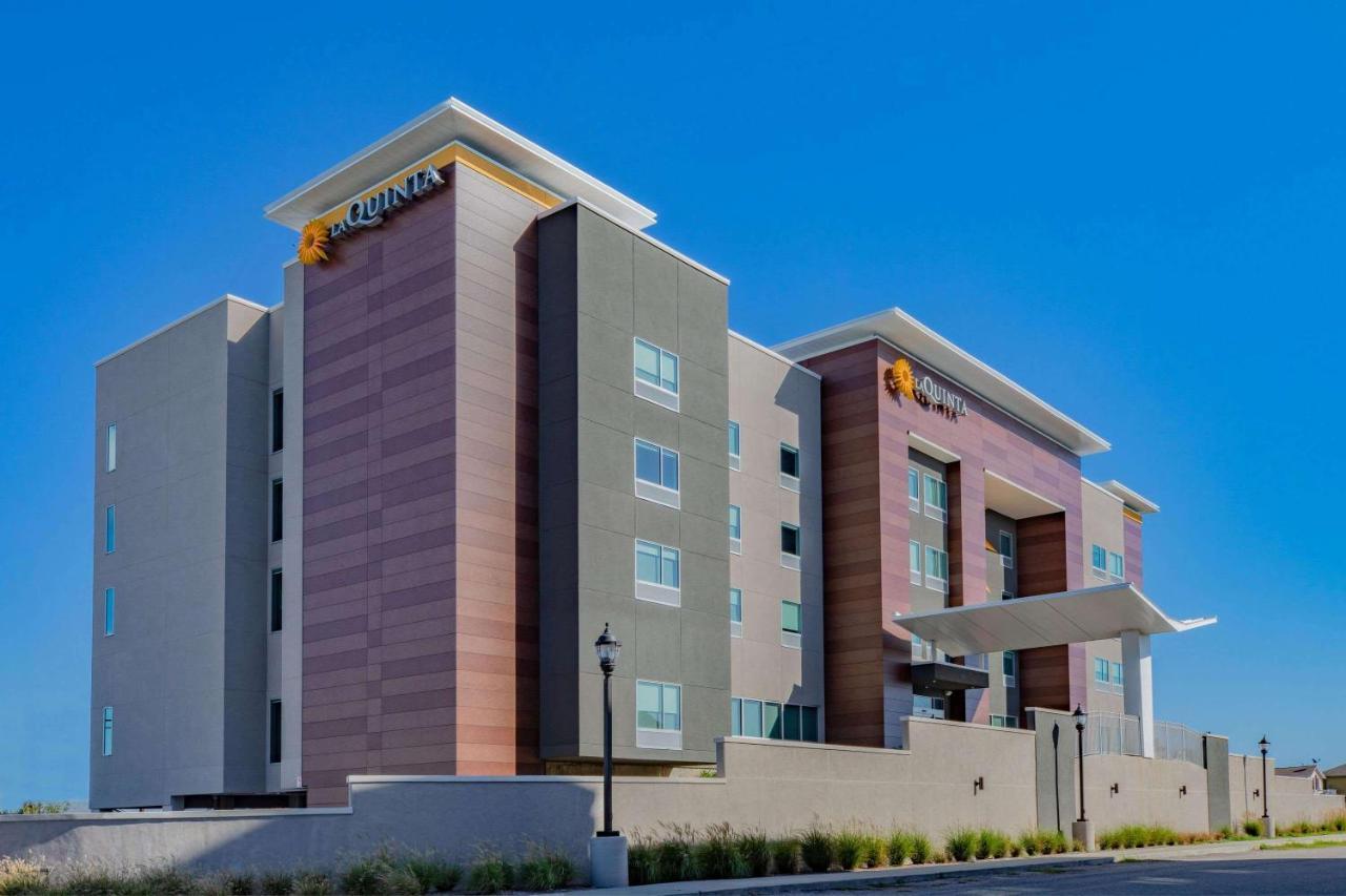 La Quinta Inn & Suites By Wyndham Galveston North At I-45 Esterno foto