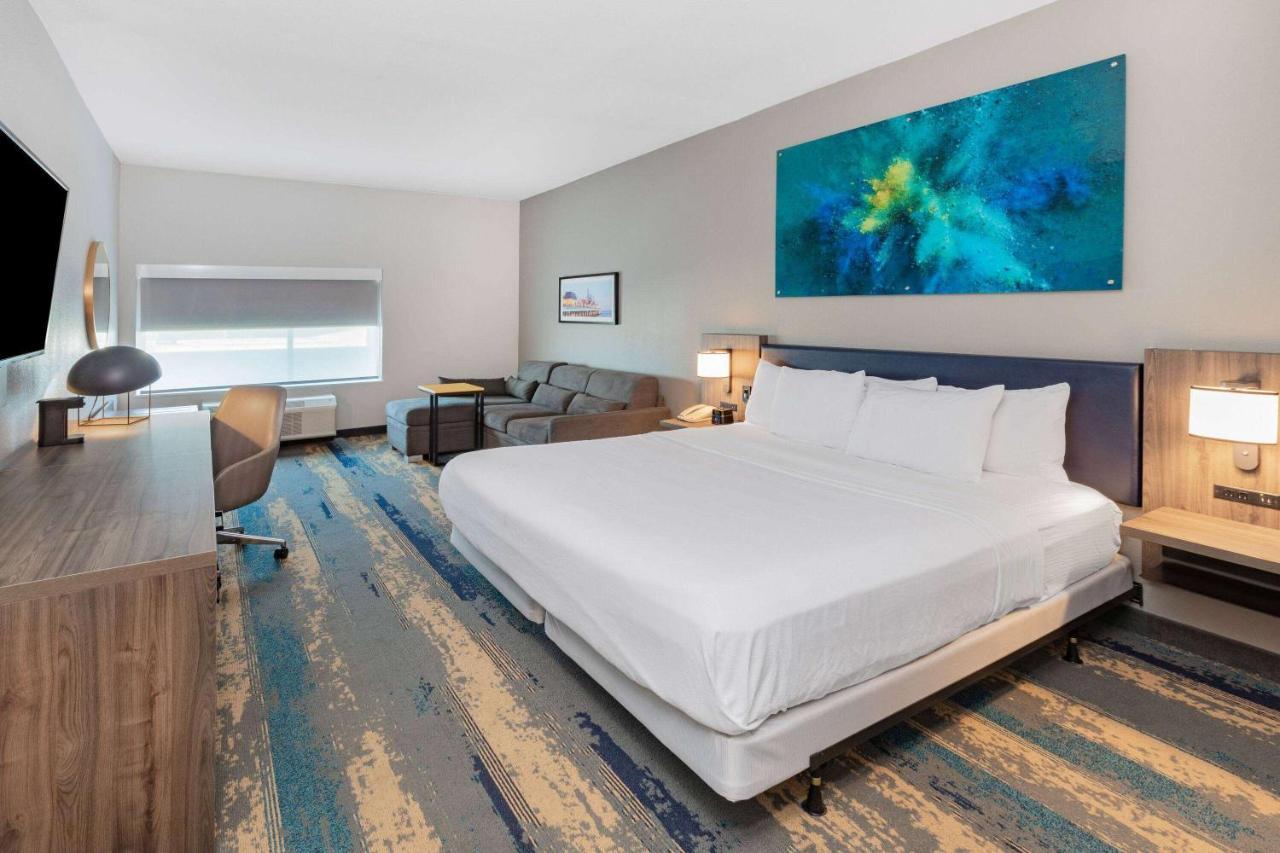 La Quinta Inn & Suites By Wyndham Galveston North At I-45 Esterno foto